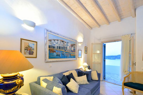 mykonos-villa-airla-20E09A5A99-F247-6C70-FCA6-A53B42FEF04D.jpg