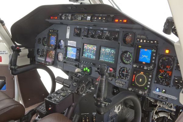 bell-430-cockpit558BB5B3-6BA6-012A-9805-3F5FC7AE26A4.jpg