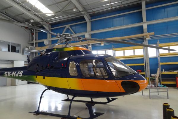 eurocopter-as355-f2-exterior-96A007482-D778-E6BE-16D6-9A150E2CCE95.jpg
